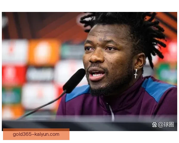 塔普索巴失误引发热议，球迷与专家分析其影响力和未来展望