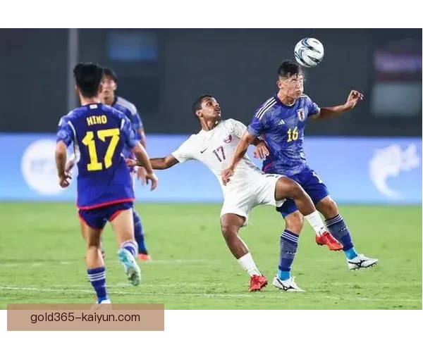 亚运会足球决赛精彩瞬间揭秘，新冠军在历史时刻中诞生，值得关注。