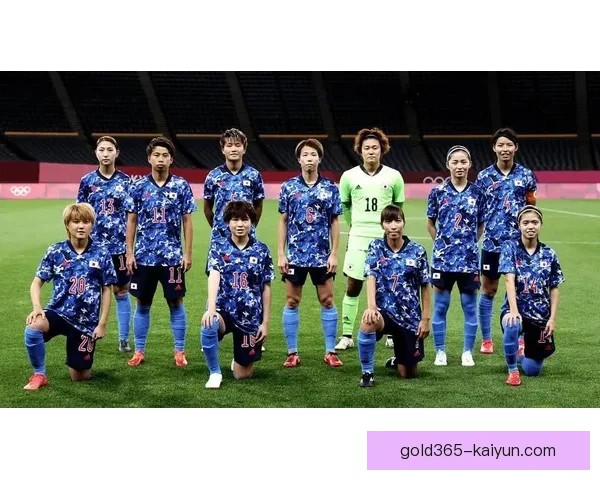 亚洲杯、日本队四冠荣耀背后的战术演变与球队发展分析