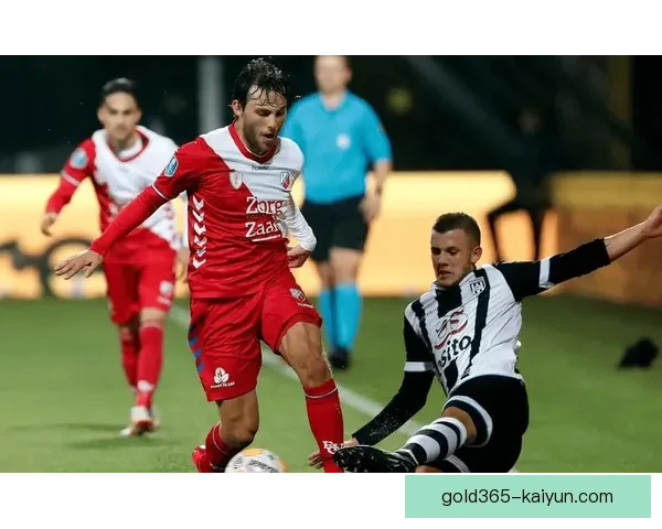 乌德勒支球队结构分析：核心阵容与战术布局逐渐成型