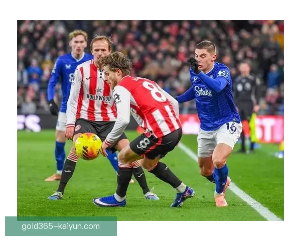 英超狼队保级战形势严峻，持续提升竞争力亟需应对挑战