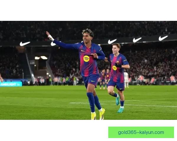 拉菲尼亚与奥尔莫位置之争分析：谁将成为球队主力选择